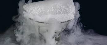 SUPPLIER DRY ICE PENGIRIMAN SELURUH KOTA DI INDONESIA - Dlingo Family - dry ice supplier