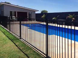 Fence Warehouse - DIY Fencing Suppliers in Melbourne Australia - metal fence supplier