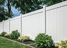 Premium Vinyl & Aluminum Fences at Wholesale Prices - vinyl fence supplier