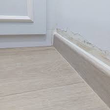 Floor Skirting Singapore Expert - Repair & Replace Skirting Price - wood and laminate flooring supplier