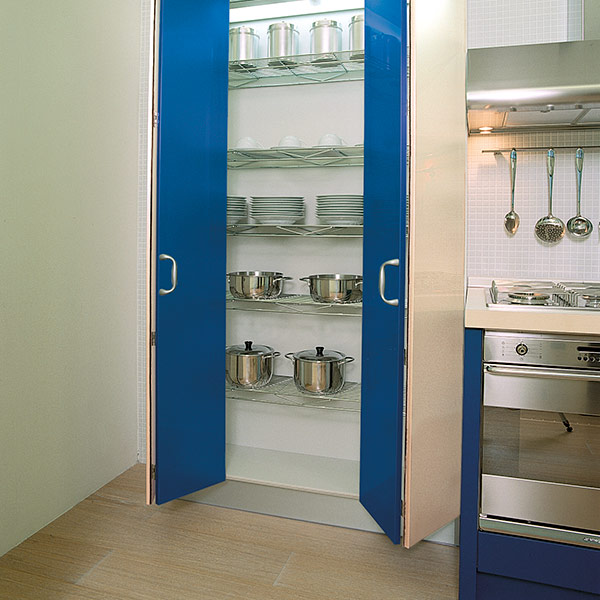 Illustrative example of aluminium concertina doors from Google Search