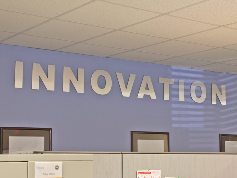 aluminum composite signs industrial application