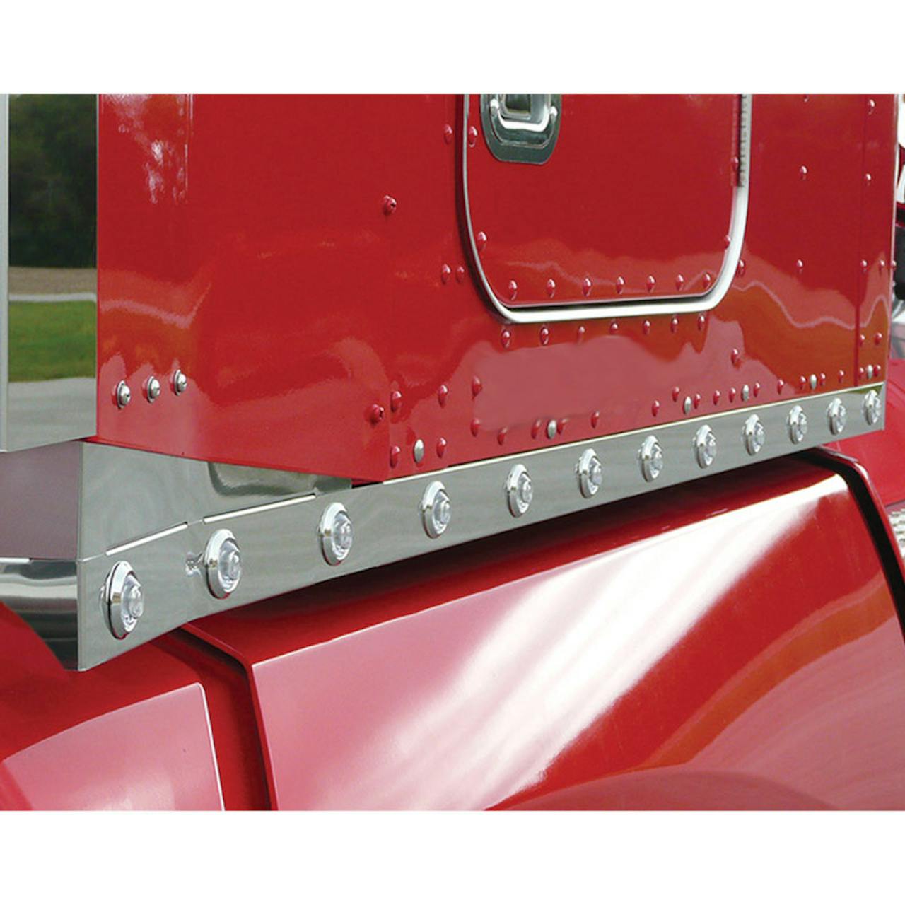 Illustrative example of kenworth t660 accessories from Google Search