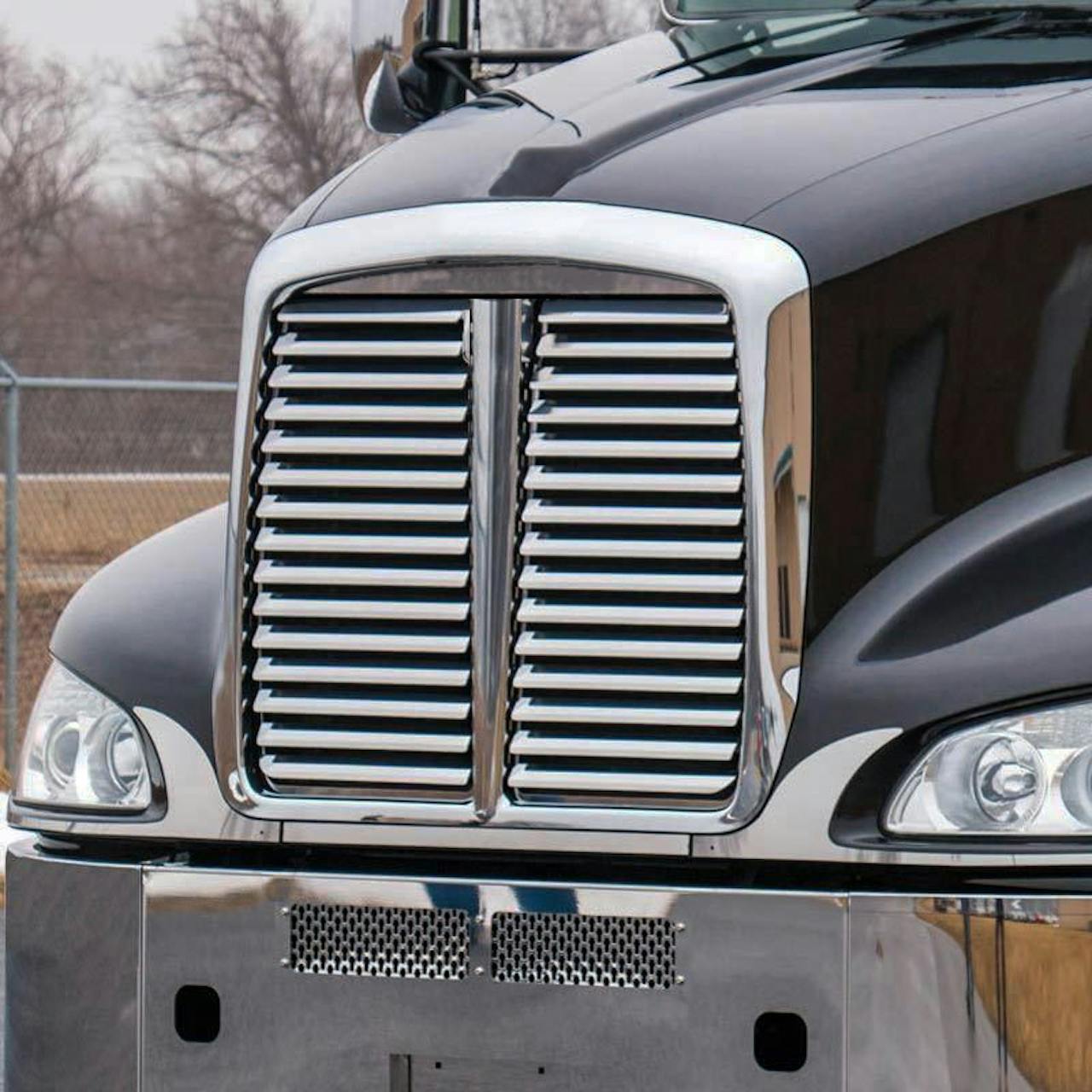 Illustrative example of kenworth t660 accessories from Google Search
