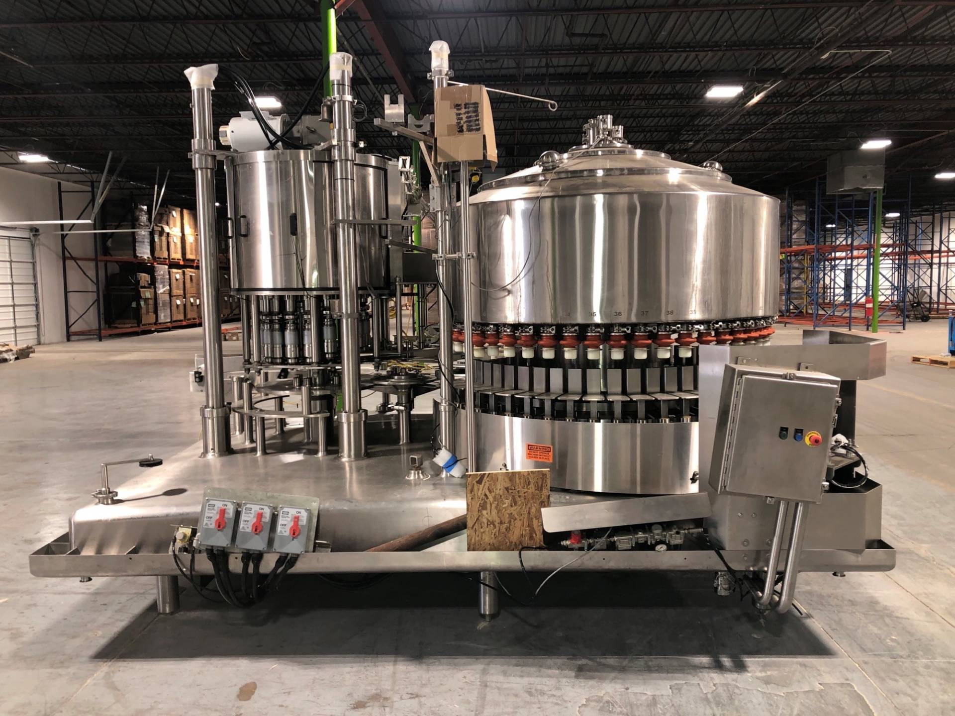 liquid filling machine industrial application