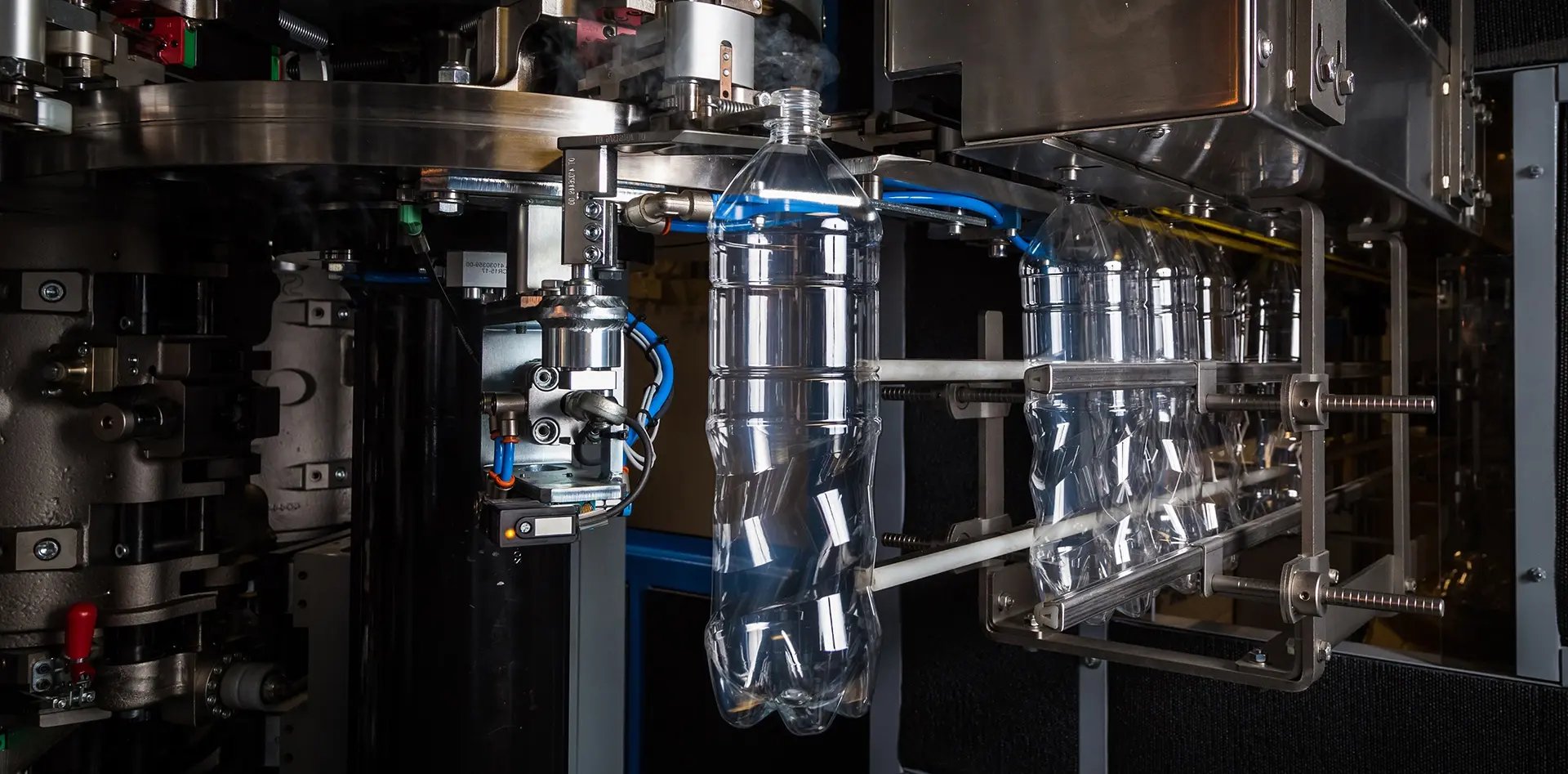 pet blowing machine industrial application